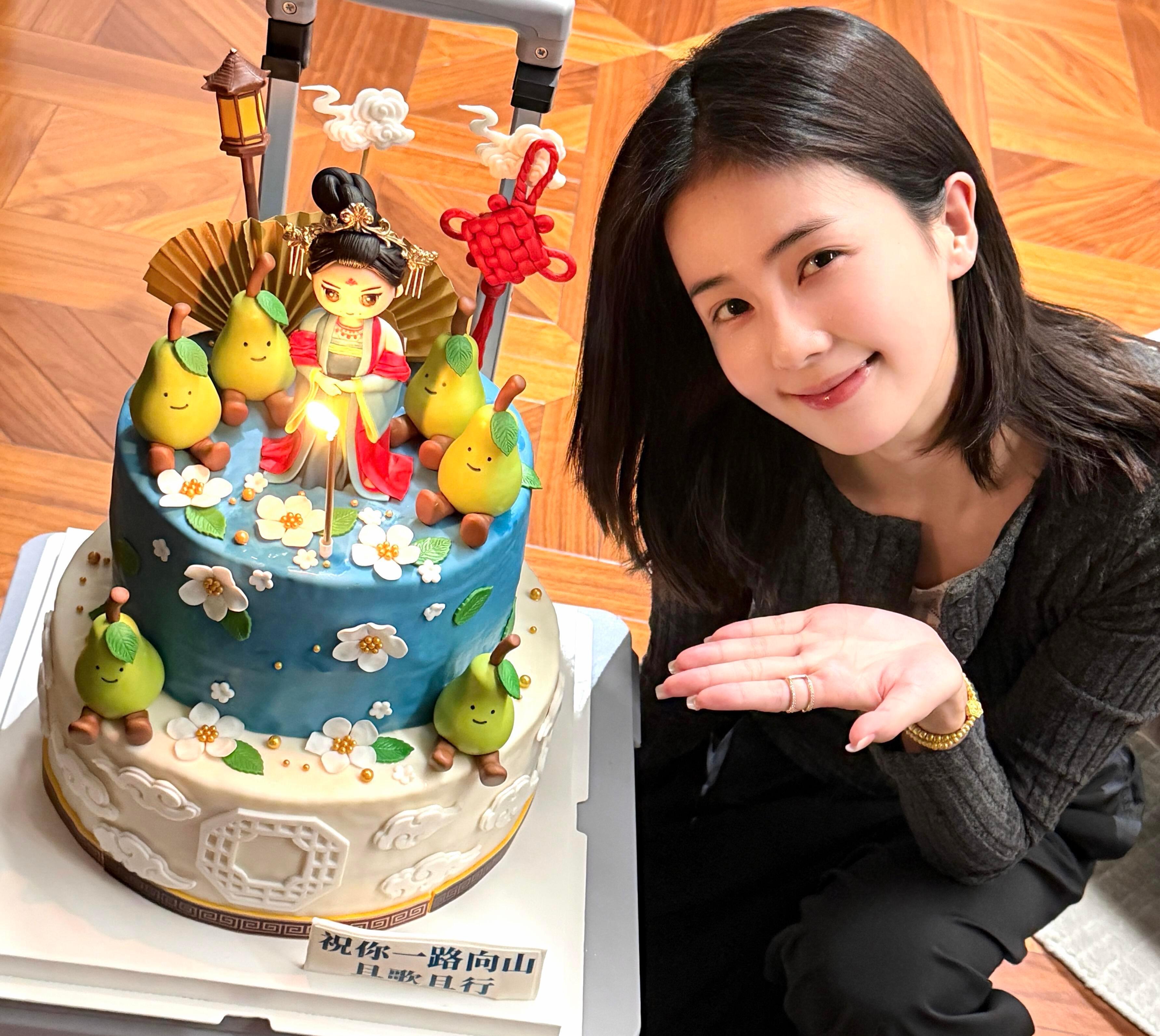 白鹿 祝你一路向山，且歌且行 