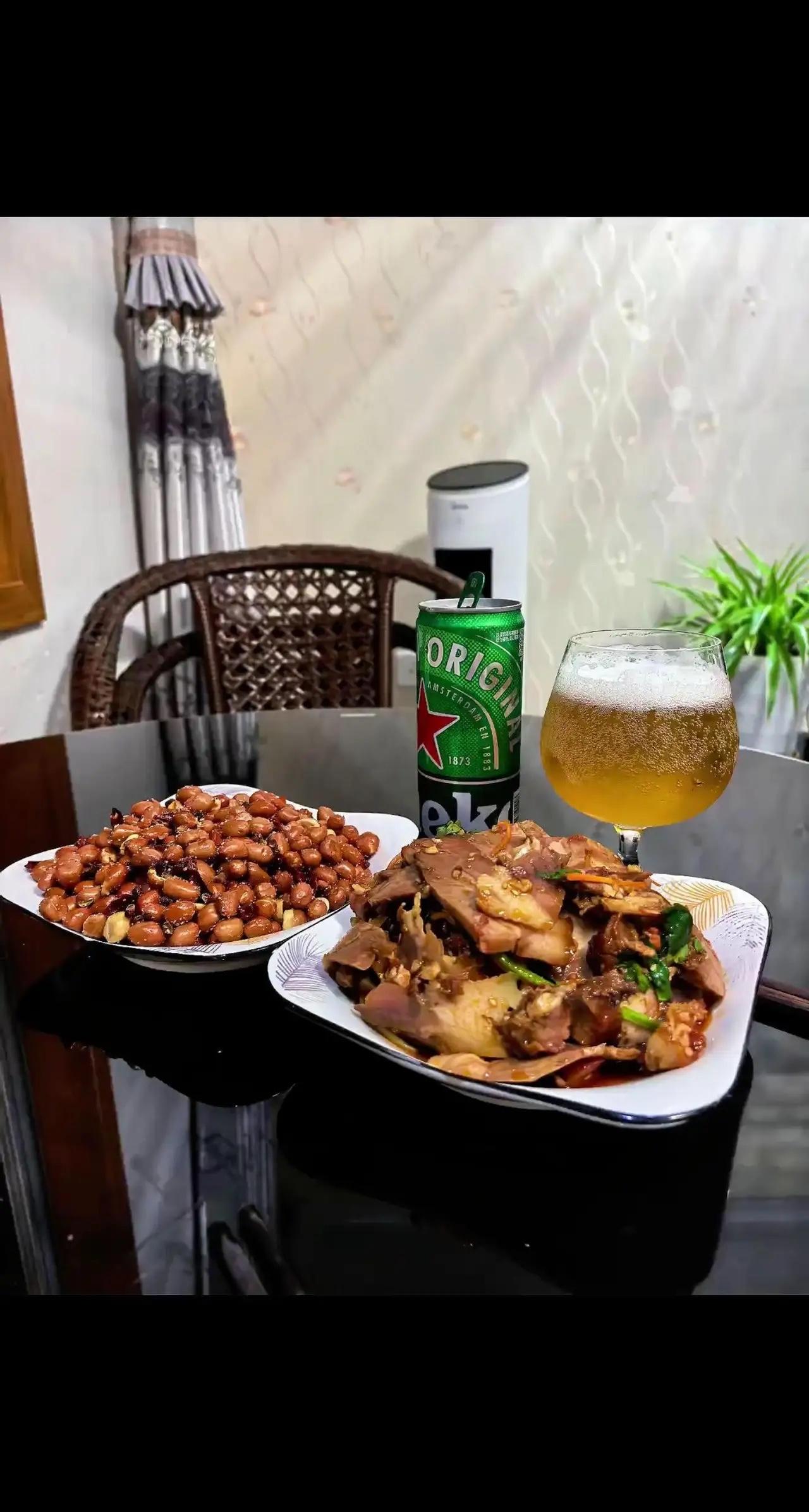 一个人的菜，100 元