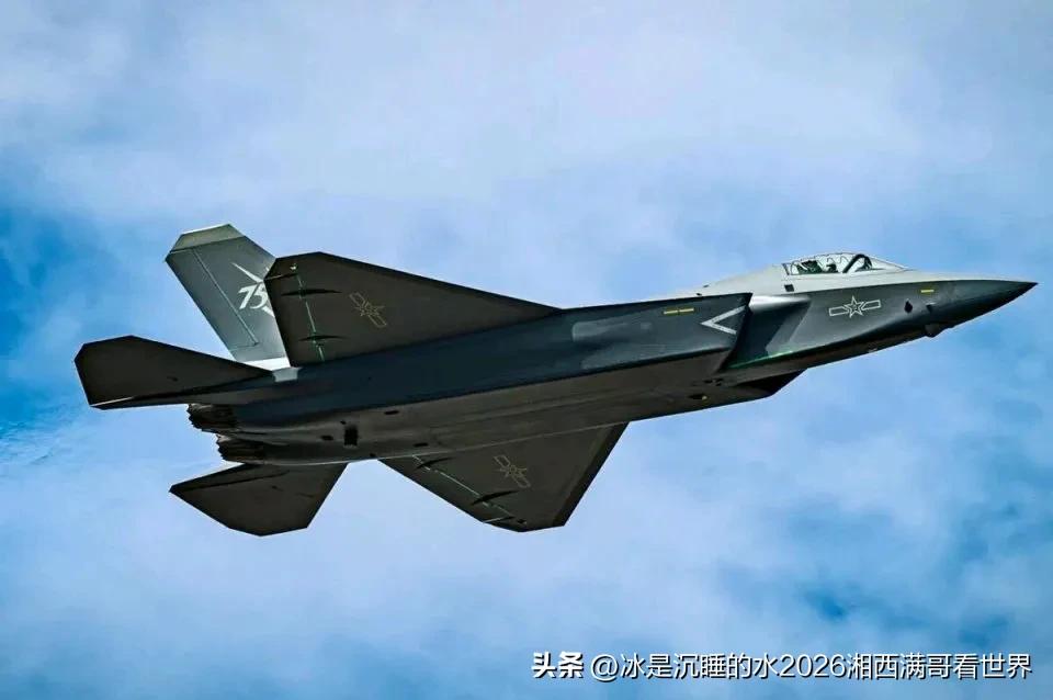 分享一组中外先进武器装备美图。