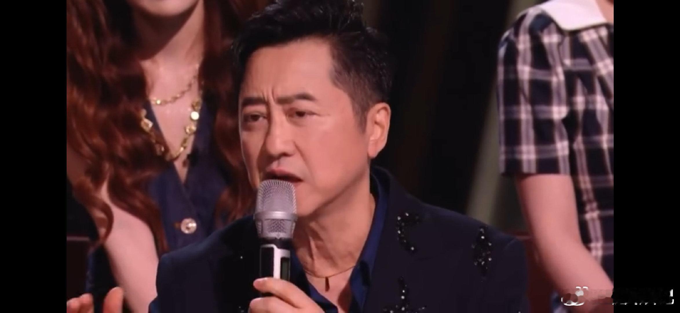 庾澄庆回应人老了做什么都心酸歌手发布会不降低唱歌标准，不轻易向岁月低头 