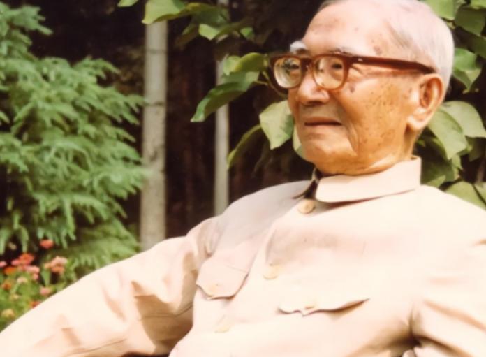 1989年，茅以升身患重病，他最牵挂的是儿子茅于越，可是几个兄弟姐妹反复联系，茅