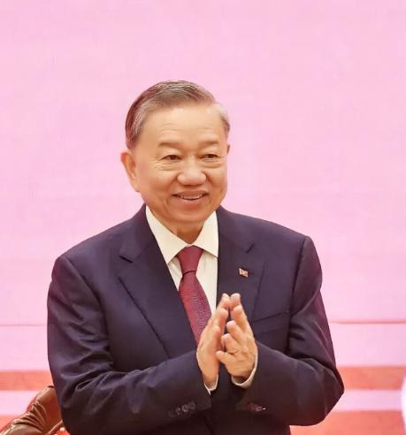 成了，越南答应中国了
北京时间4月15日，中越双方举行了会谈，最终顺利谈妥，双方