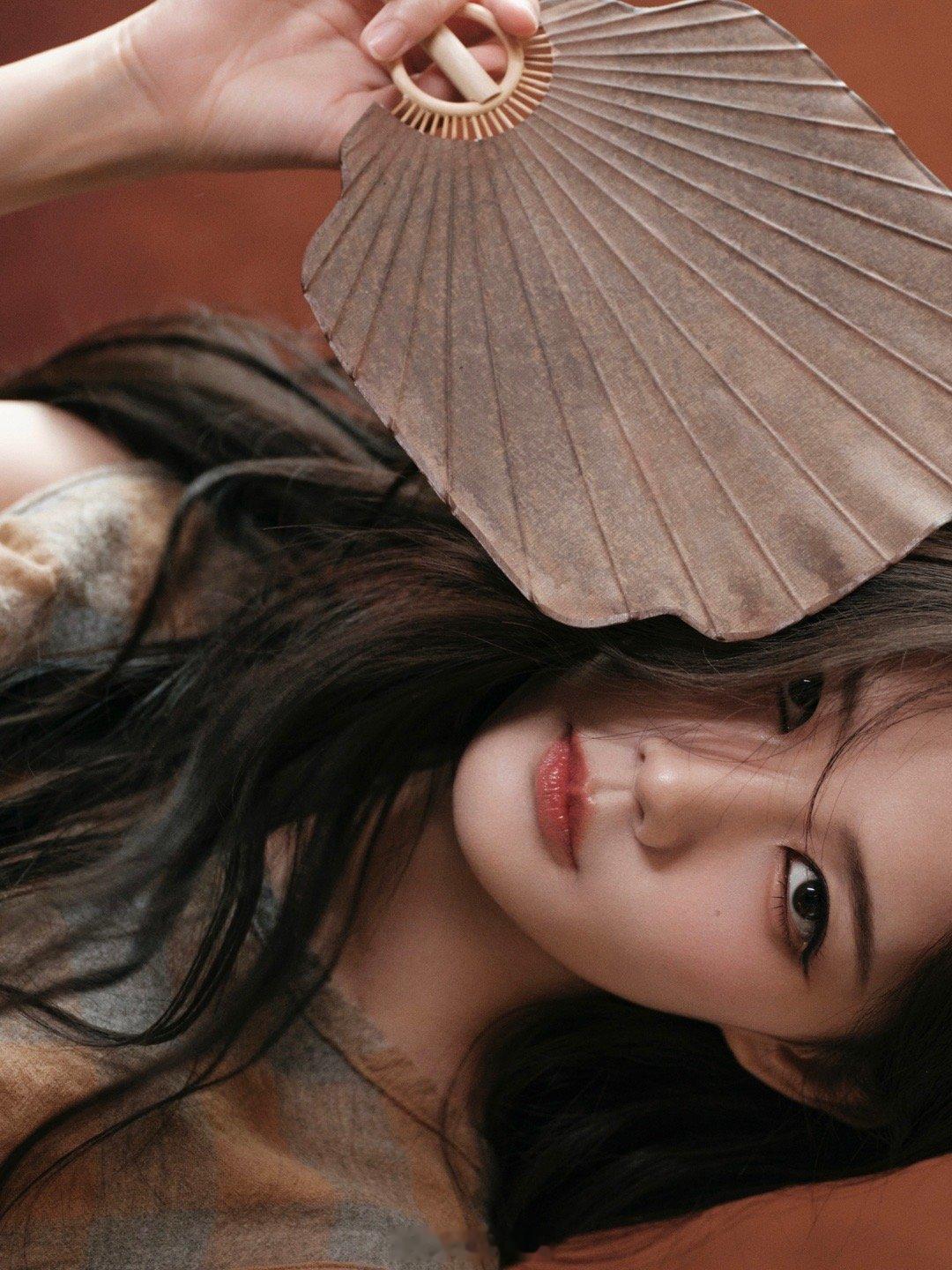 李一桐[爱你][抱一抱][抱一抱][心][色][色][色][舔屏][抱一抱][色