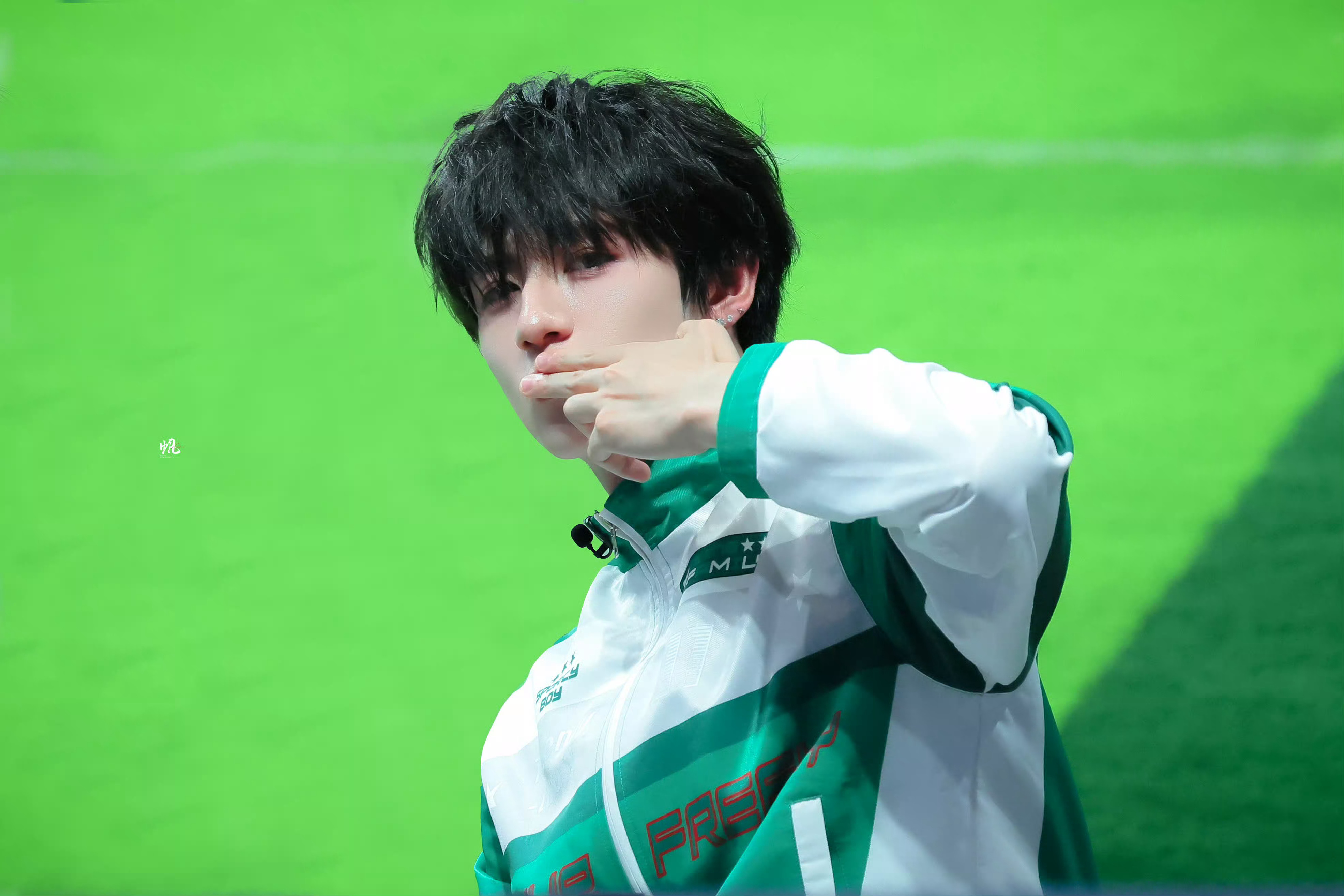 朱志鑫  💛朱志鑫鑫光闪耀热爱不藏💙和朱志鑫共赴黄海之约你别总是报喜不报忧很
