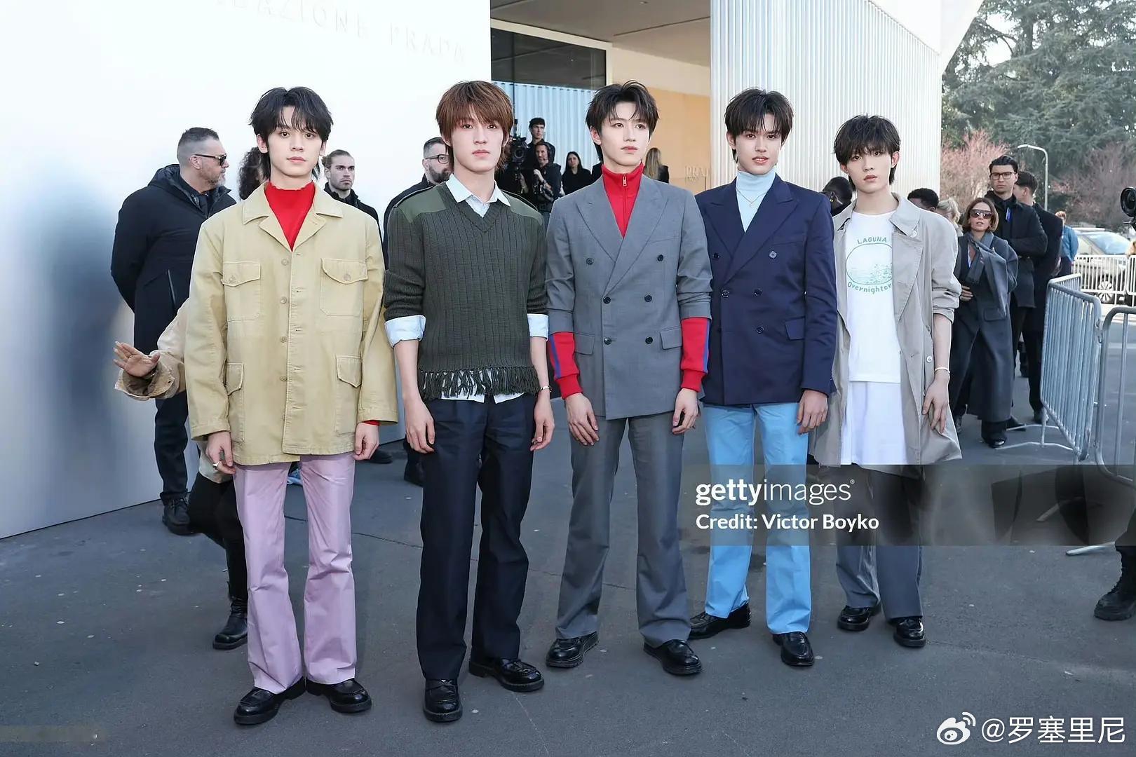 TF三代艺人活动取消这波属于是Prada魔咒还在继续。 ​​​