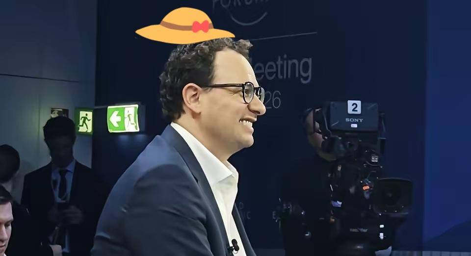 Anthropic CEO阿莫迪在达沃斯论坛上称，“不向中国出售高端芯片是我们能