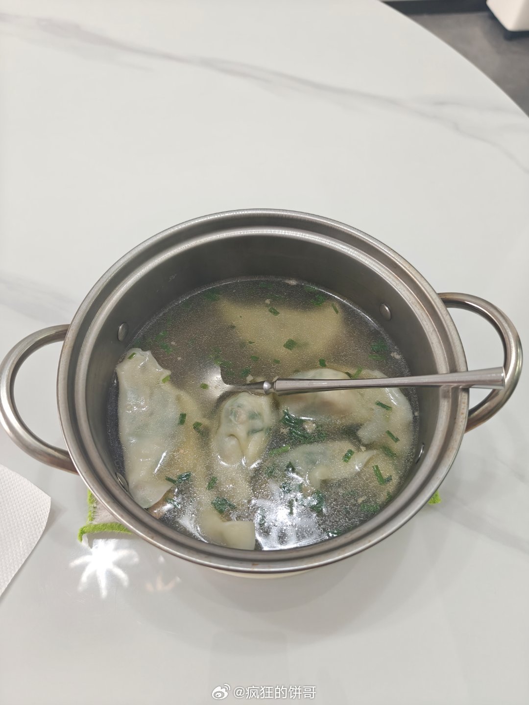 忙了一天，各位晚安😴，准备睡觉咯睡觉咯睡觉咯睡觉咯睡觉咯！ 