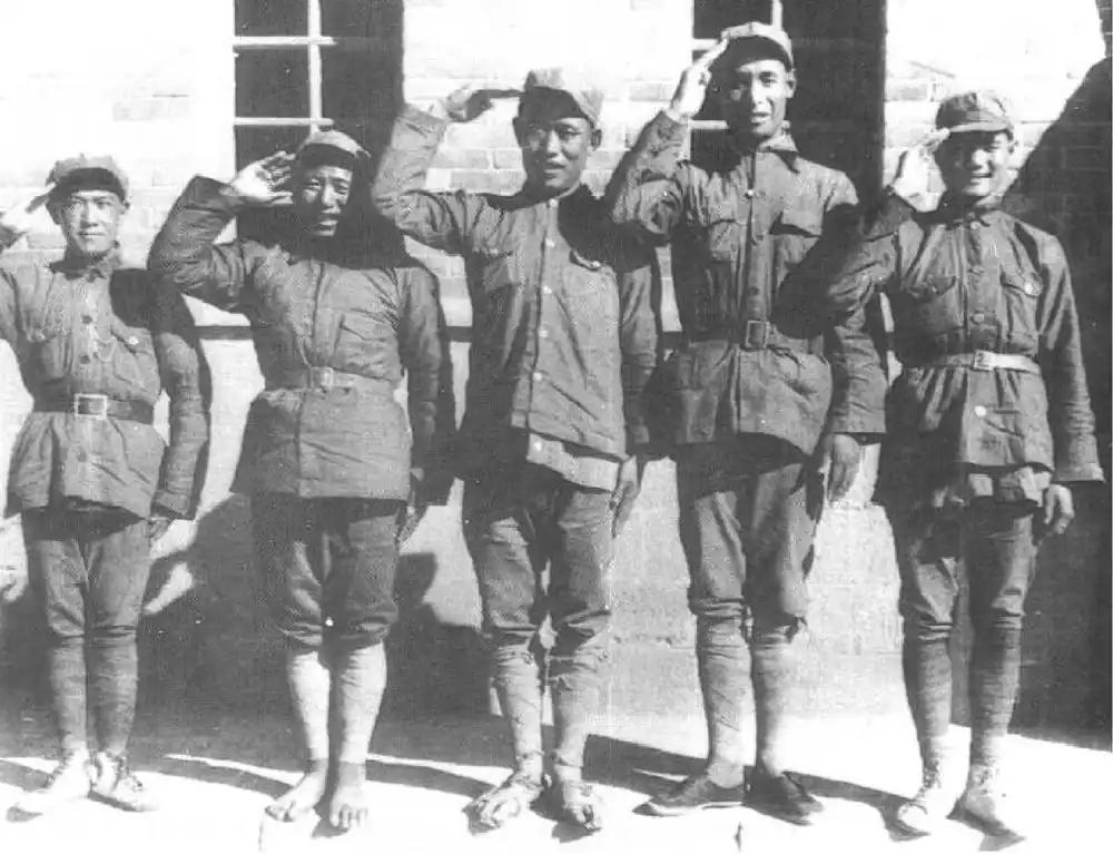 在四大野战军诸多劲旅中，华东野战军第十纵队以其独特的防御才能独树一帜。这支劲旅自