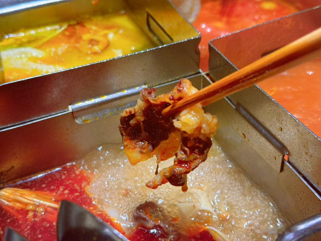🥘 ▹ 𝓗𝓸𝓽𝓹𝓸𝓽周末愉快❗️台风🌀目前对连云港没什么影响～带