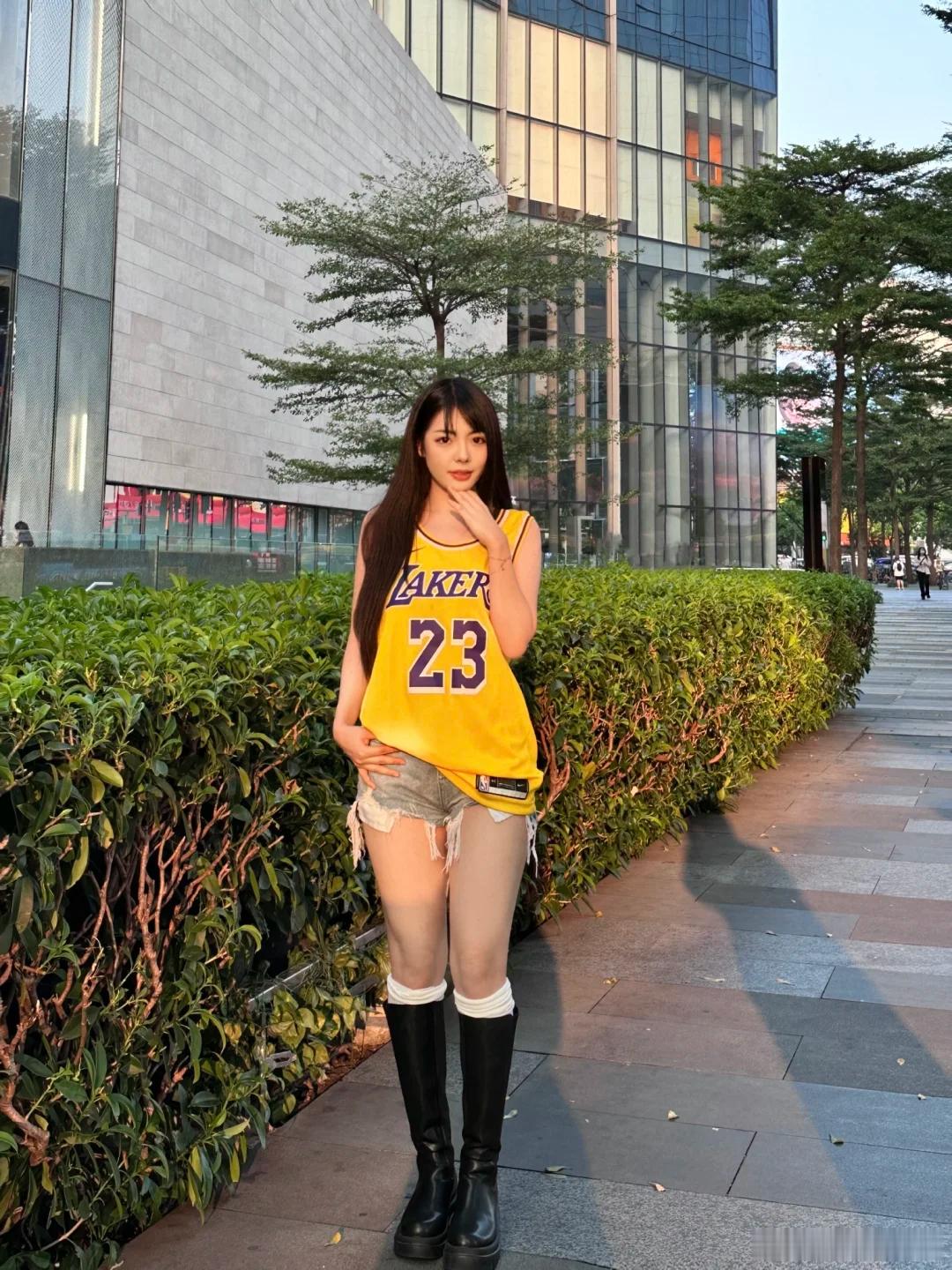 主场磐石迎战疲惫之师，谁能占得先机？⚽️002 欧罗巴博洛尼亚vs罗马主任：负笔