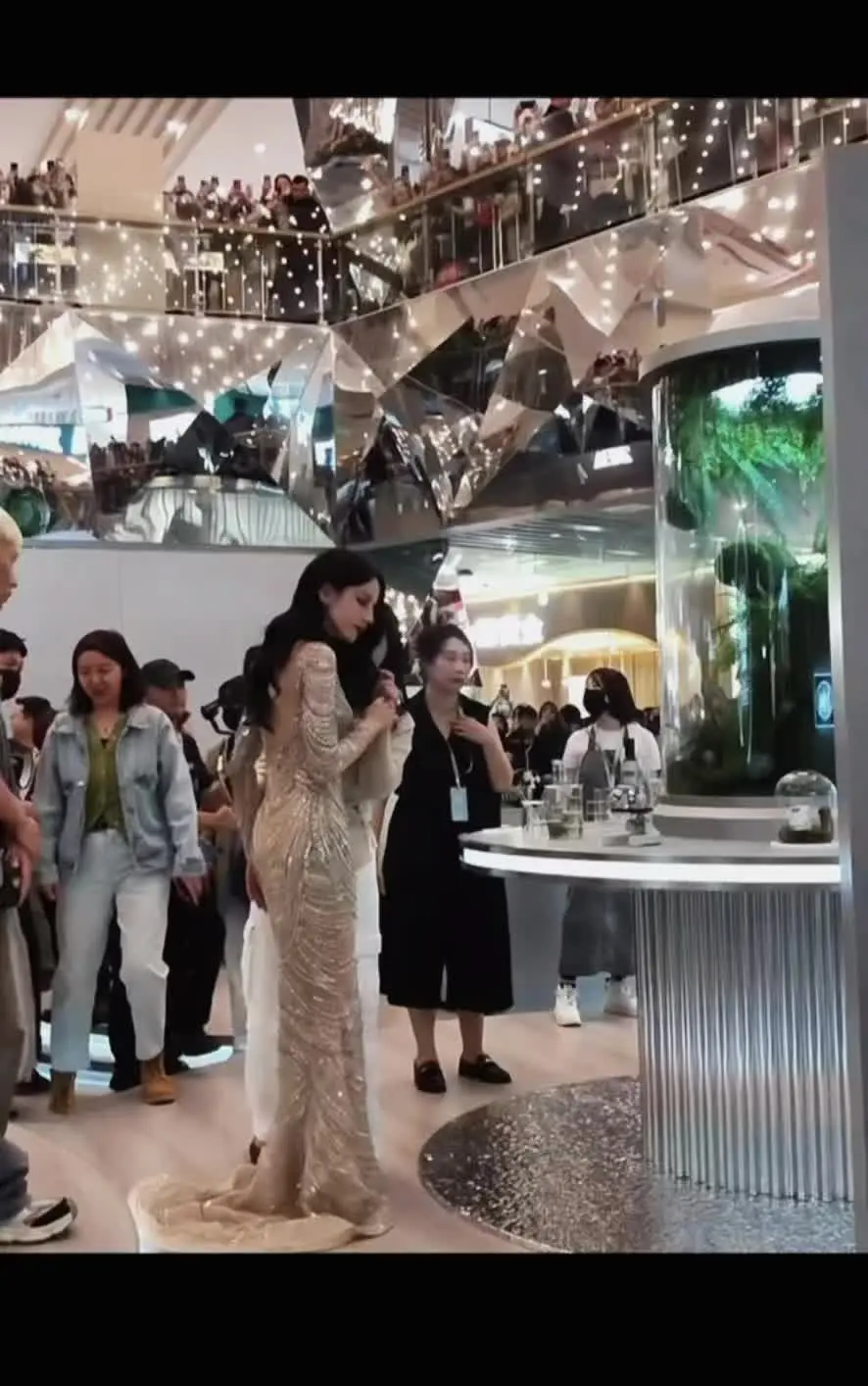 女神中的女神 枭起青壤