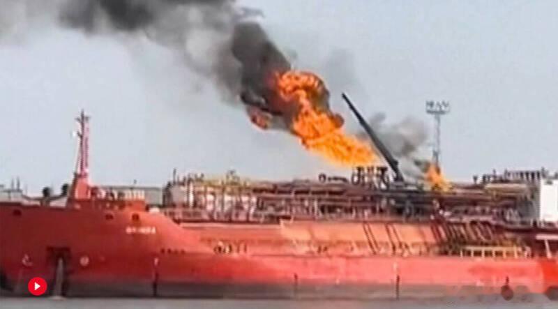 【时机敏感！乌克兰刚签美国天然气协议，土耳其油轮就在敖德萨遇袭】 据美联社报道，