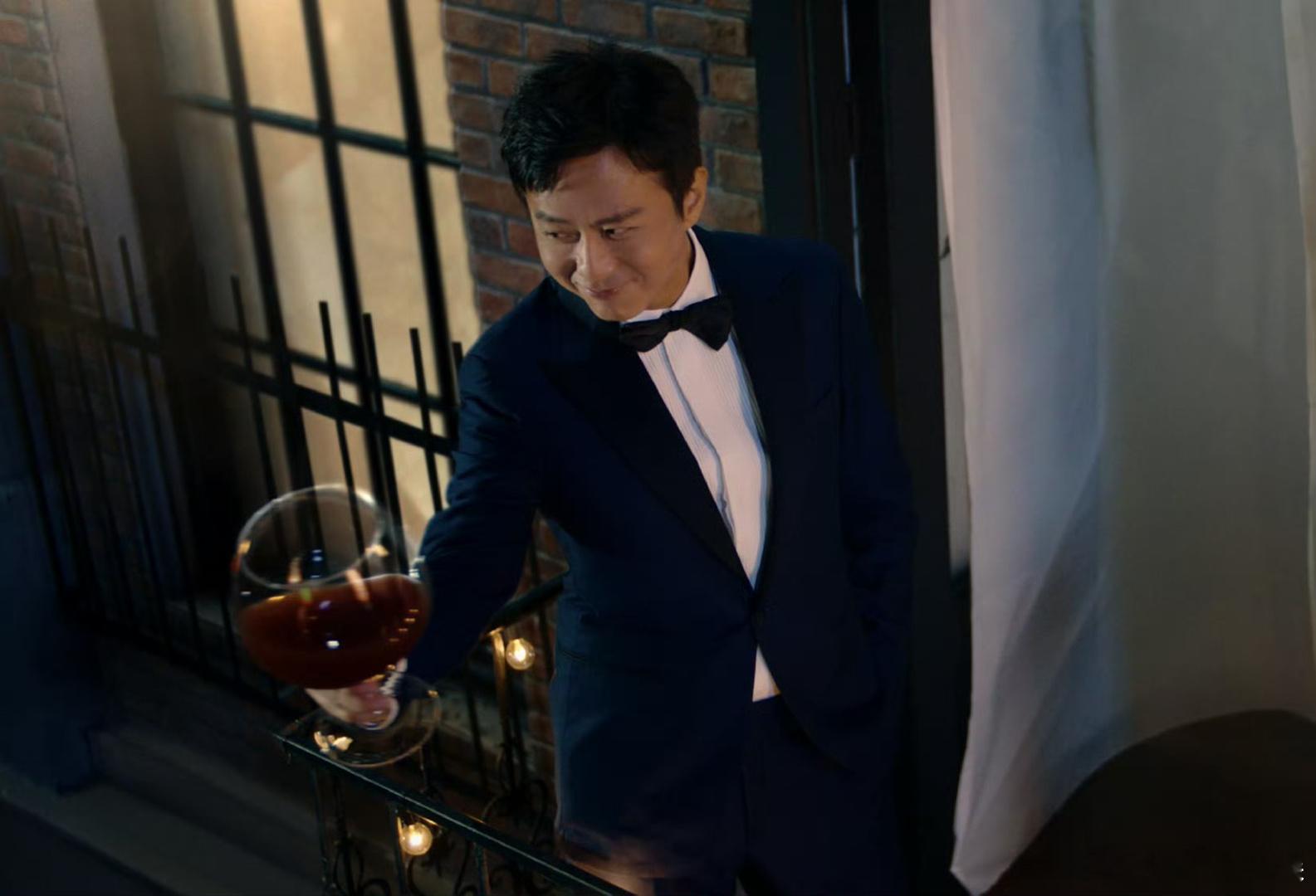 #臭宝硬控我30秒#到底是谁想到让邓超和臭宝梦幻联动的，真的太对味了，好想要超哥