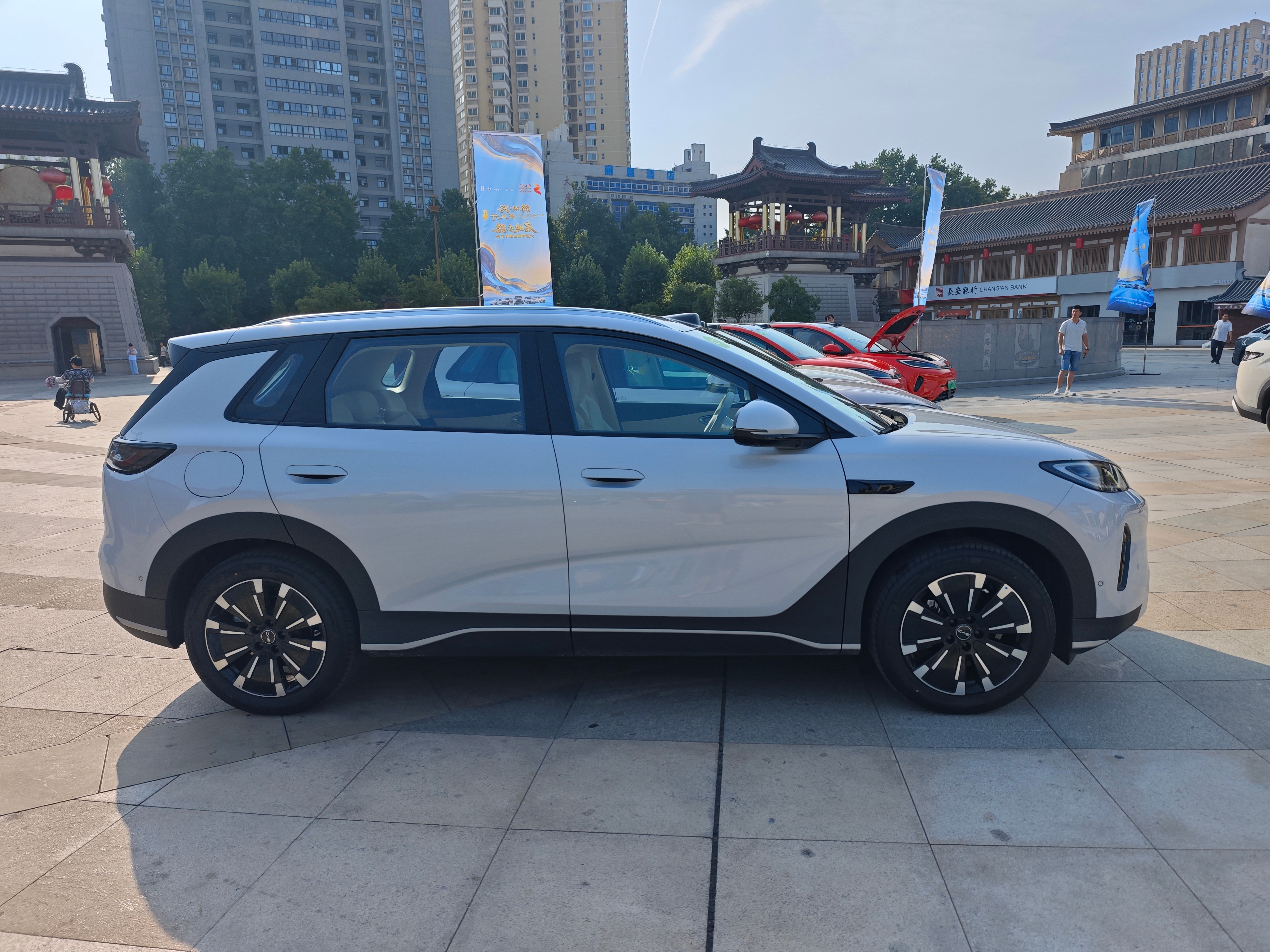 今天的任务是开着比亚迪海狮 EV 从西安冲到洛阳～丝绸之路起点打卡。比亚迪比亚迪