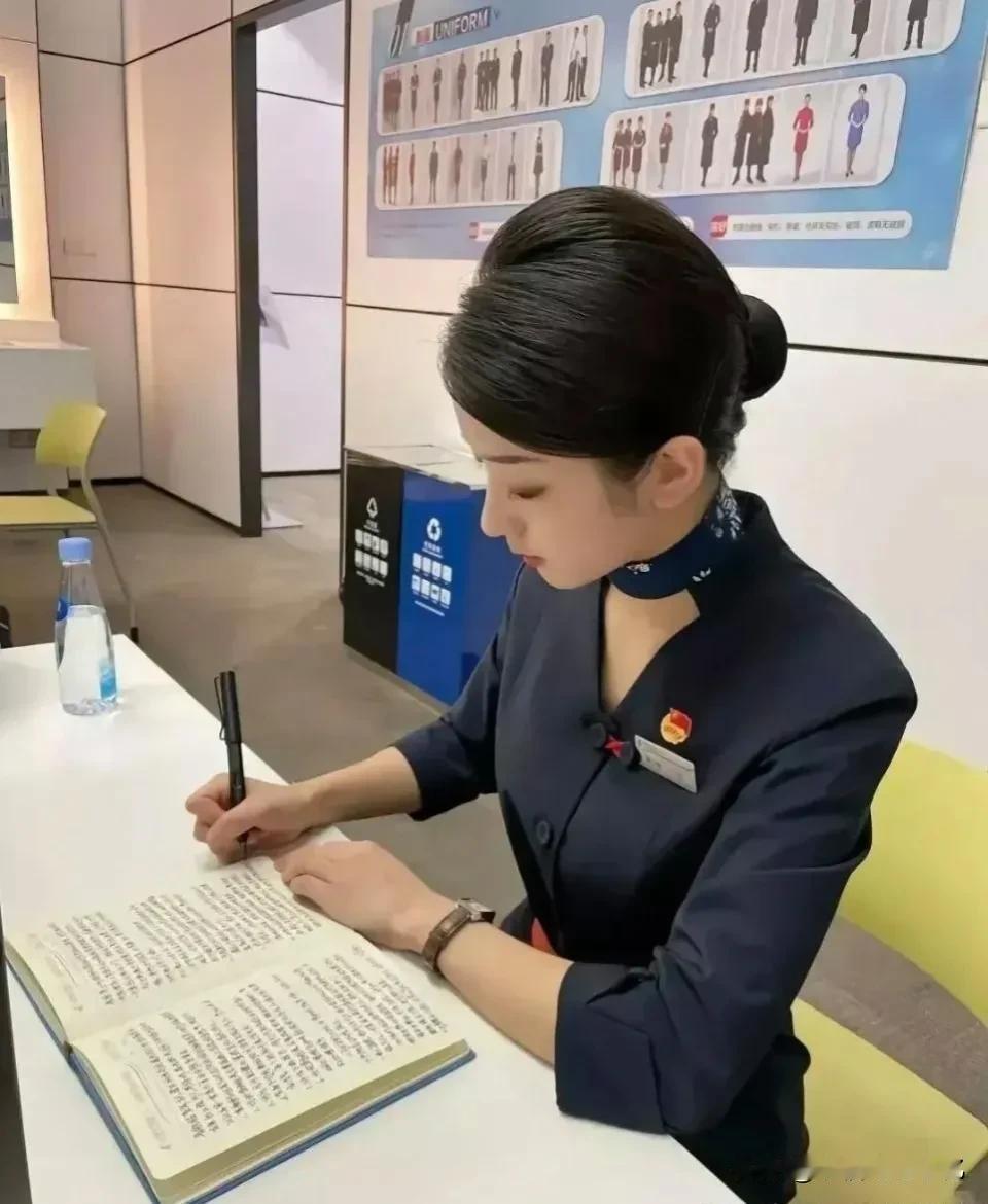 职场白领，笔耕不辍