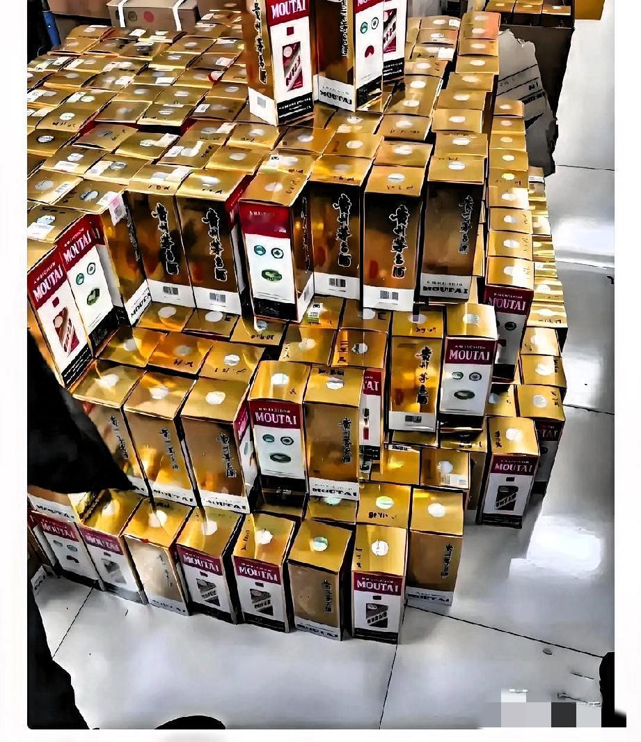 白酒彻底变天了，

飞天茅台都慌了！

不是太贵没人喝，而是

50后基本不沾杯