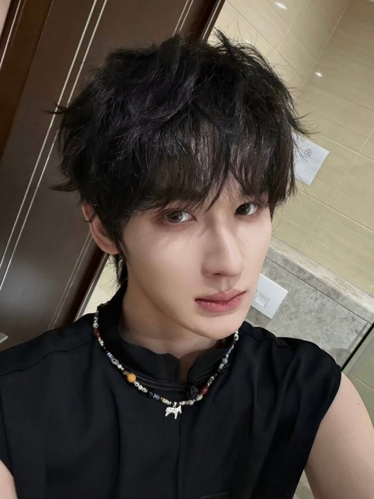 余宇涵自拍成果展示余宇涵自拍三宫格余宇涵自拍成果展示 