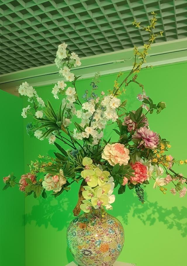 学校好不好，全看校长行不行。好校长能让有能力的老师吃肉，让混日子、拍马屁的人滚蛋