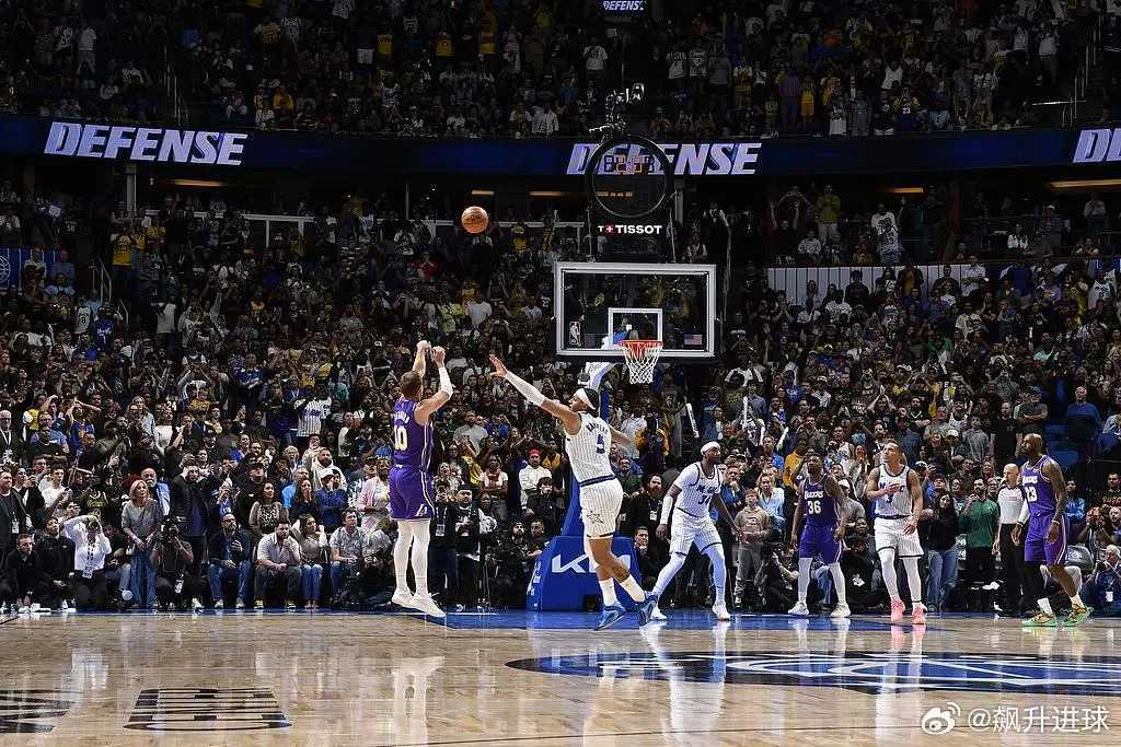 肯纳德三分绝杀！湖人擒魔术9连胜 东契奇33分老詹12分NBA常规赛继续进行，洛