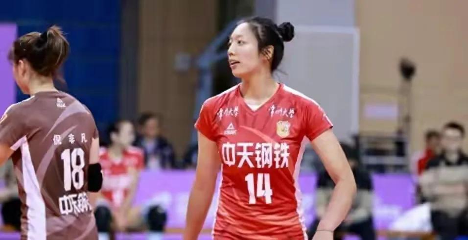 女排联赛12轮过后，各队积分及排名情况如下：津沪苏辽京确定晋级八强，山东福建深圳