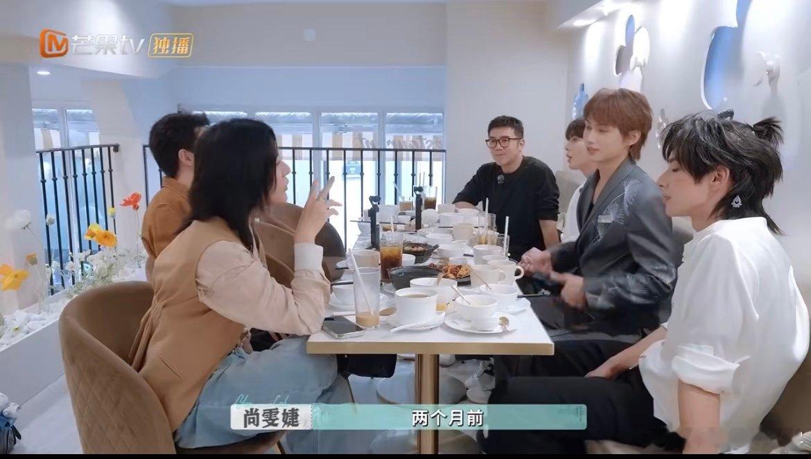 尚雯婕说起搓澡真没把我当外人 尚雯婕在《巴黎合伙人》里也太实诚了！直言42岁前没