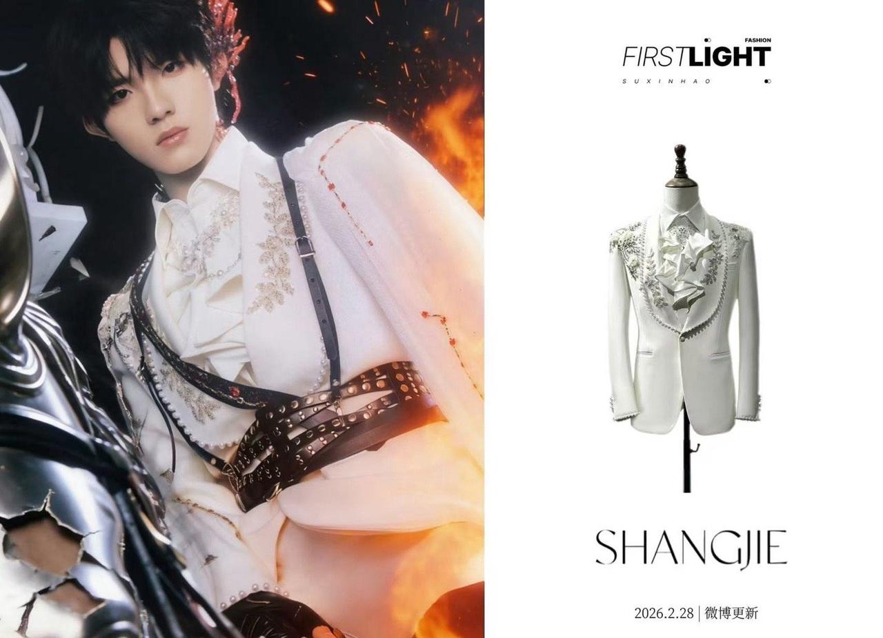 摩登icon 
260228 专辑造型

西服丨@裳届-Design

@TOP