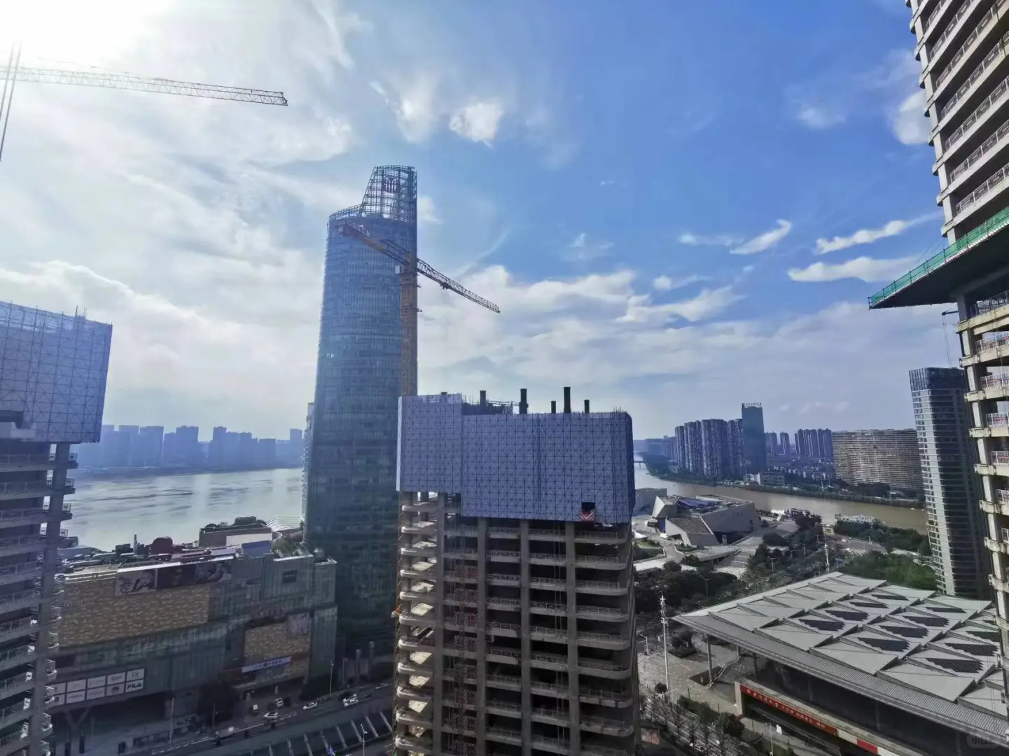 北辰悦江洋4号栋景观