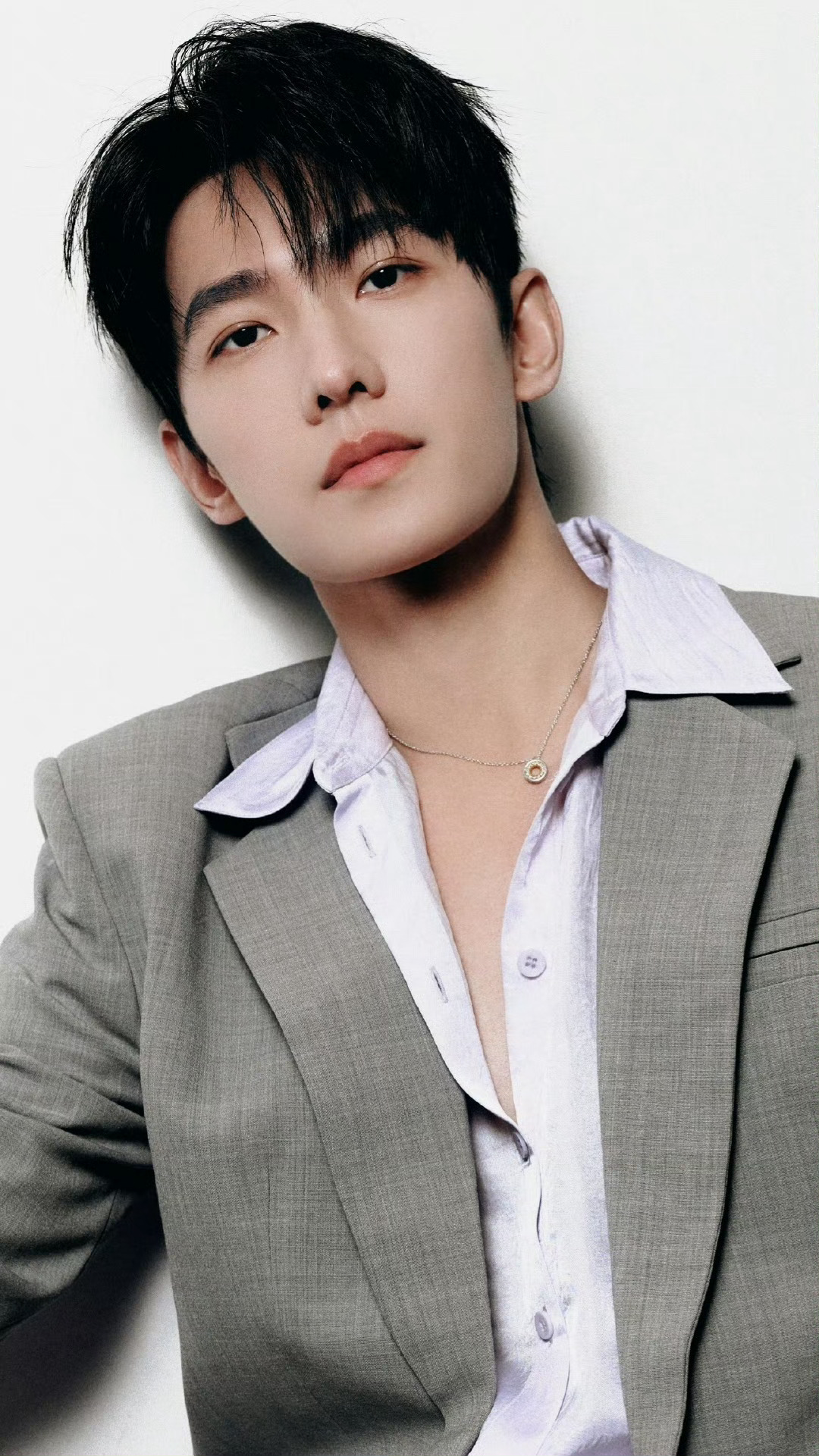 生活本没有一纸蓝图，更没有标准答案，认真生活过的人才知道，他们通过努力换来的不是