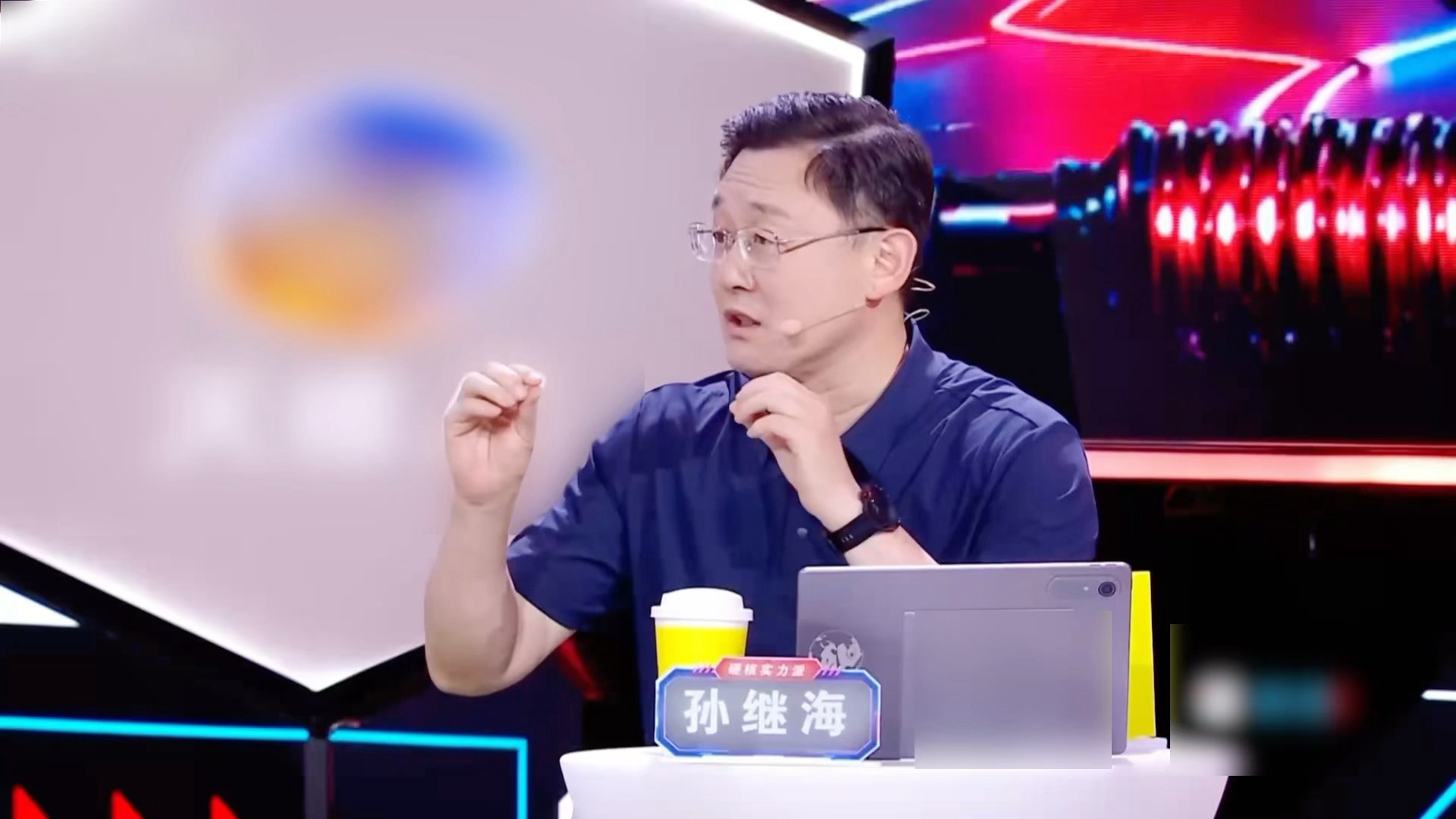孙继海相信足球的未来在青训孙继海说南美足球群众基础比欧洲强 什么是真正的足球文化