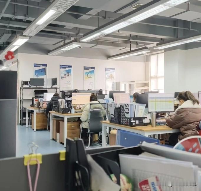 这都行[笑哭]年前面试通过的候选人，公司直接匹配他的预期工资（候选人上份工作25