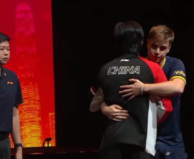 两位排名第一的重量级运动员相继因伤退赛，是不是可以说明这项赛事的赛程安排不太科学