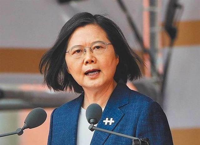 中国台湾调查两岸统一谈判人选，首选不是郑丽文，信任度仅8.5%。
把这组数据单独