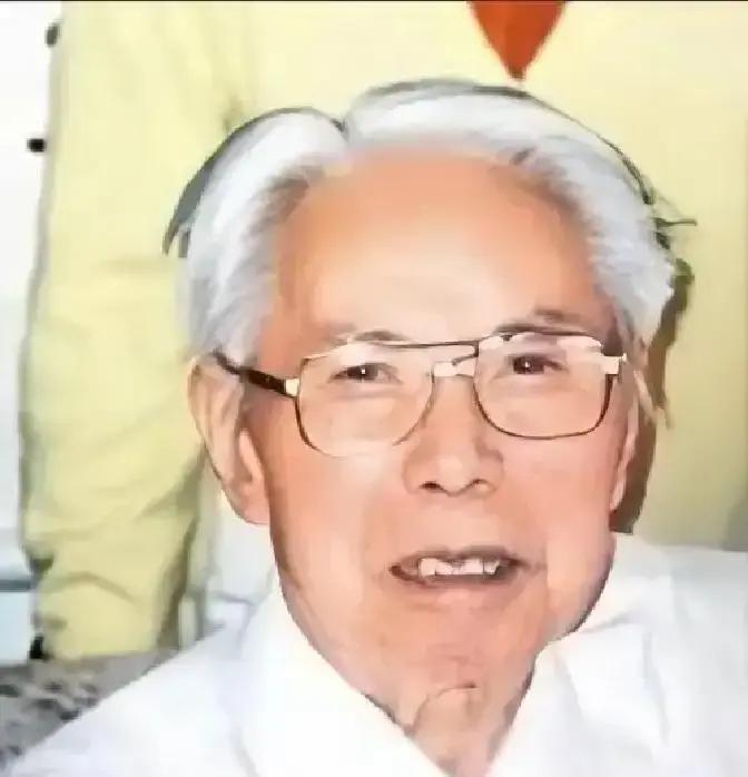 1992年，长期旅居美国的特务头子毛森，在生命垂危之时，向他的儿子吐露了心声：渴