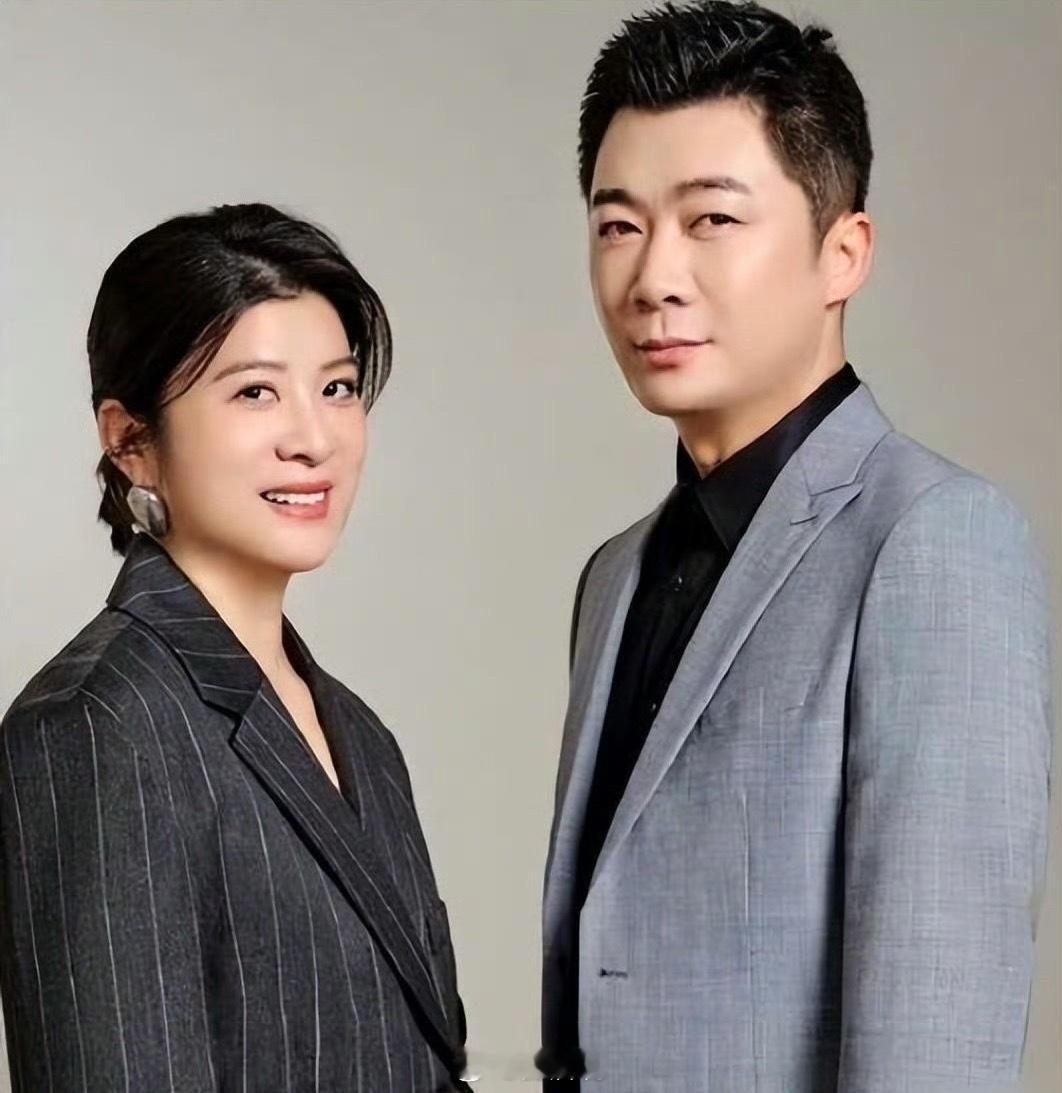 戏里戏外相伴20年✨原来这两位才是真夫妻搭档赵丽颖一路大火，默默演戏低调生活。荧
