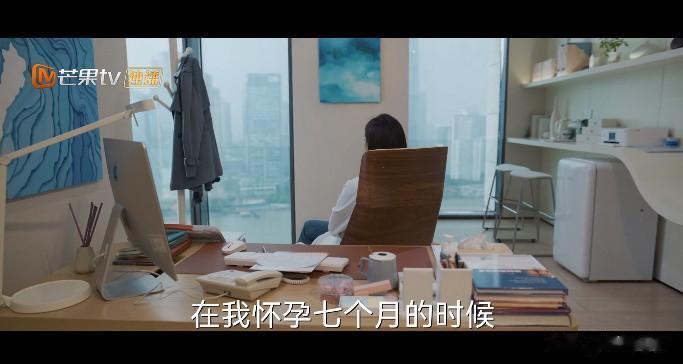 漂亮女人怀孕7个月时，无意间发现老公出轨了，为了挽回渣男的心，她竟然把自己整成了