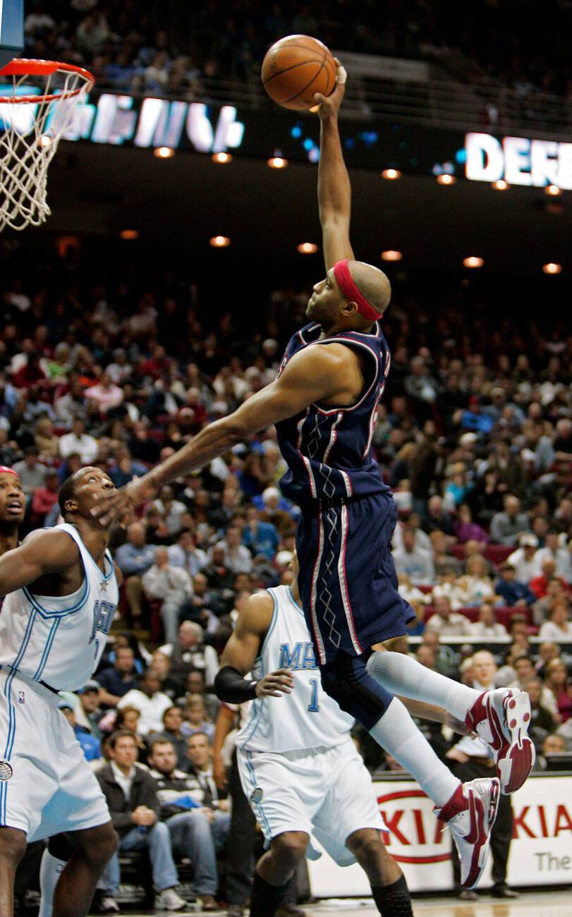 Vince Carter  魔兽来不及起跳文斯卡特