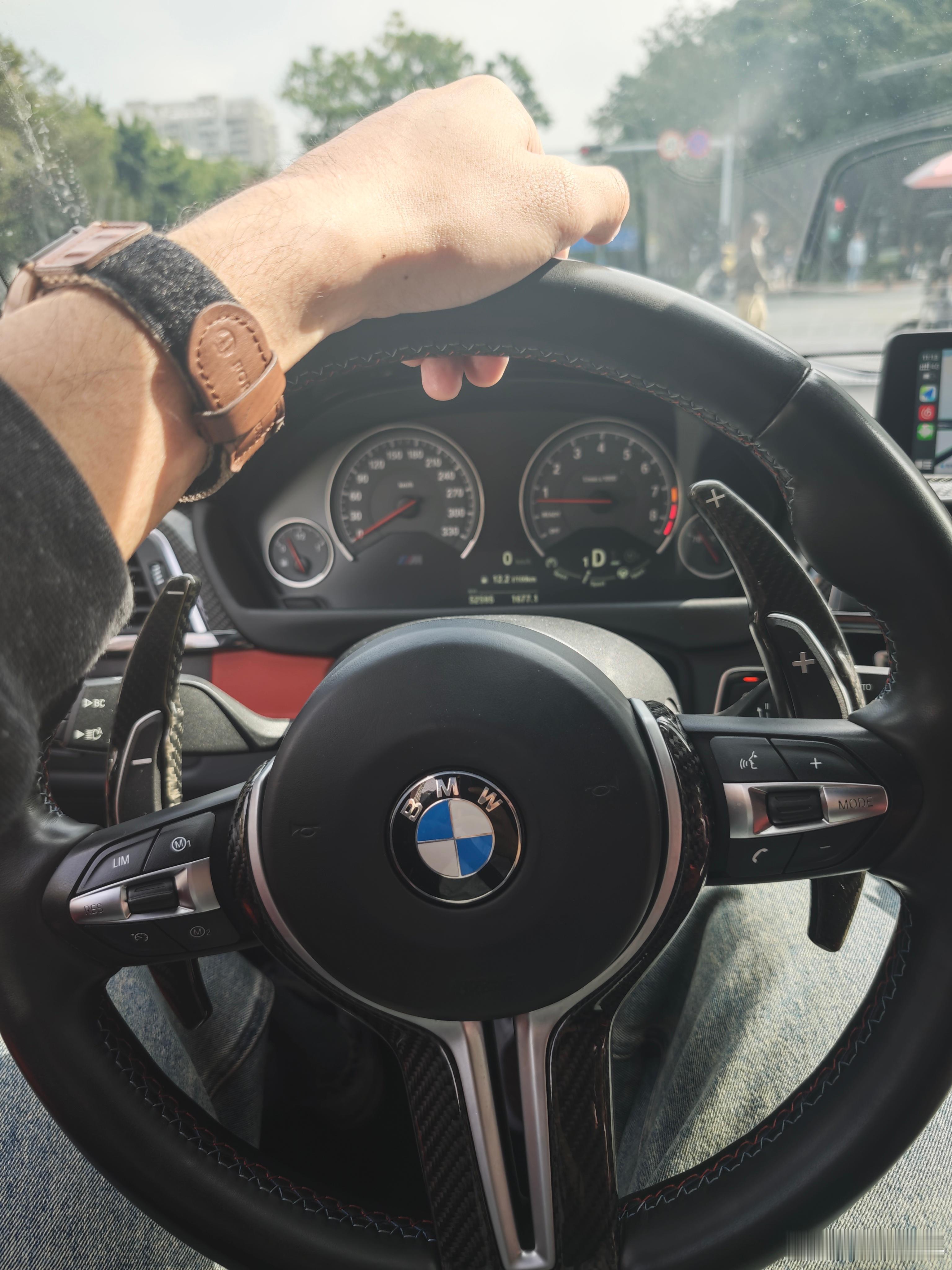 早，M2一按，电车同学就变成了油车教练电车同学随便聊