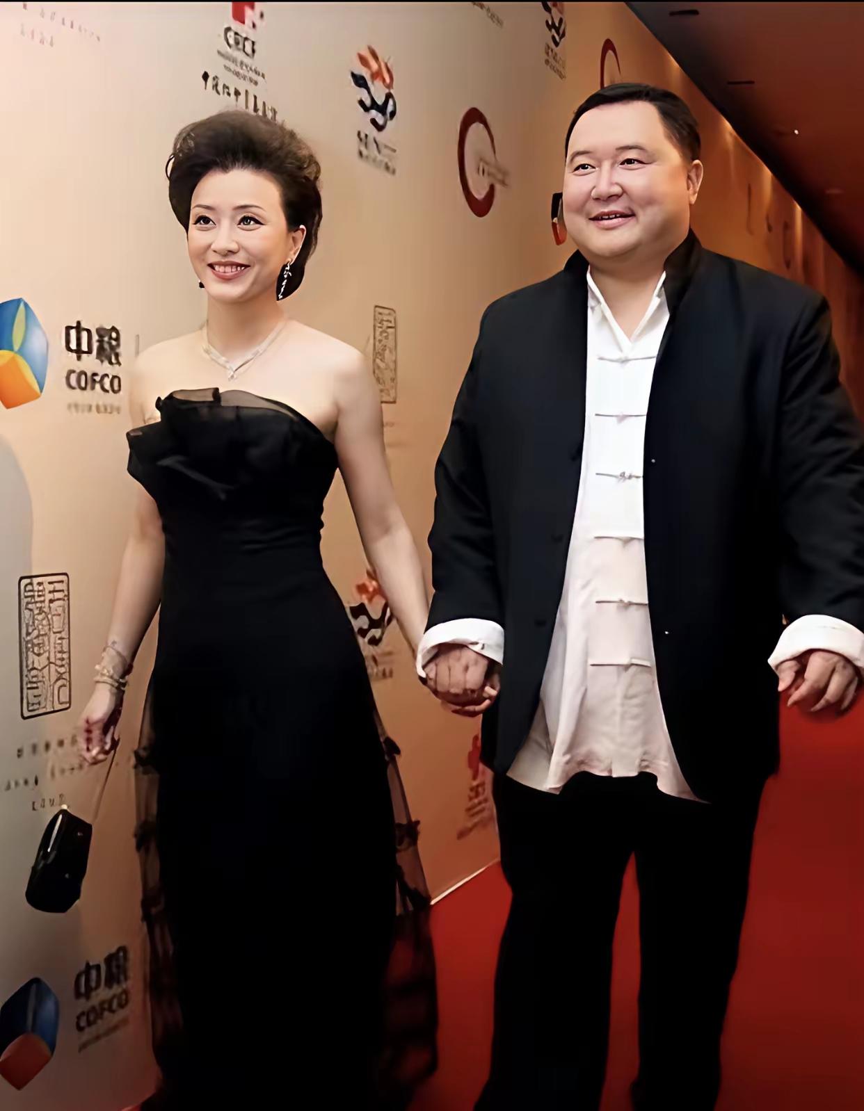 爱情事业两不误
妥妥的人生赢家