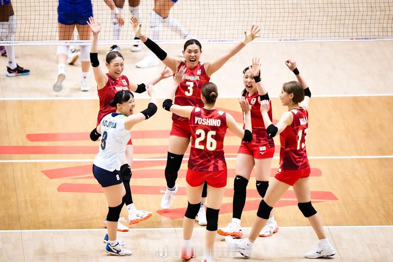 【国家女排联赛日本3-0零封法国】2025世界女排联赛国家排球联赛7月9日日本千