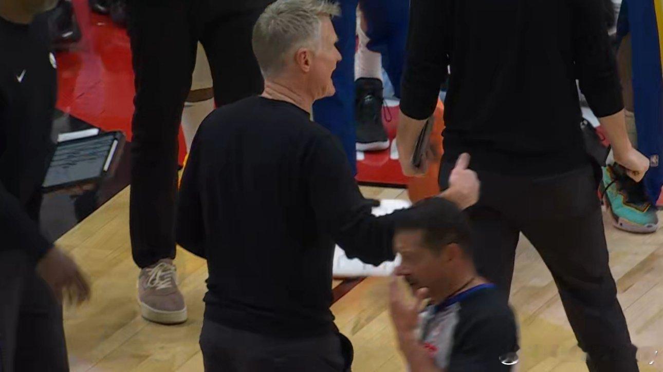 这阵容，一个2米的都没有