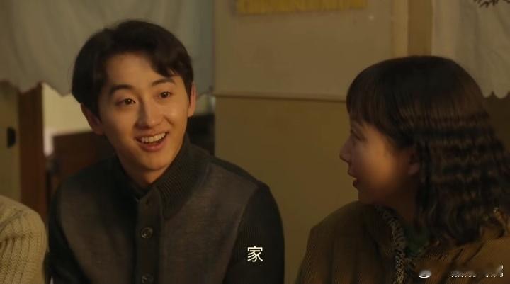 六姊妹 《六姊妹》闫宏宇：饰演者是孙宁，何家老六何家喜的丈夫。恋爱阶段：闫宏宇可