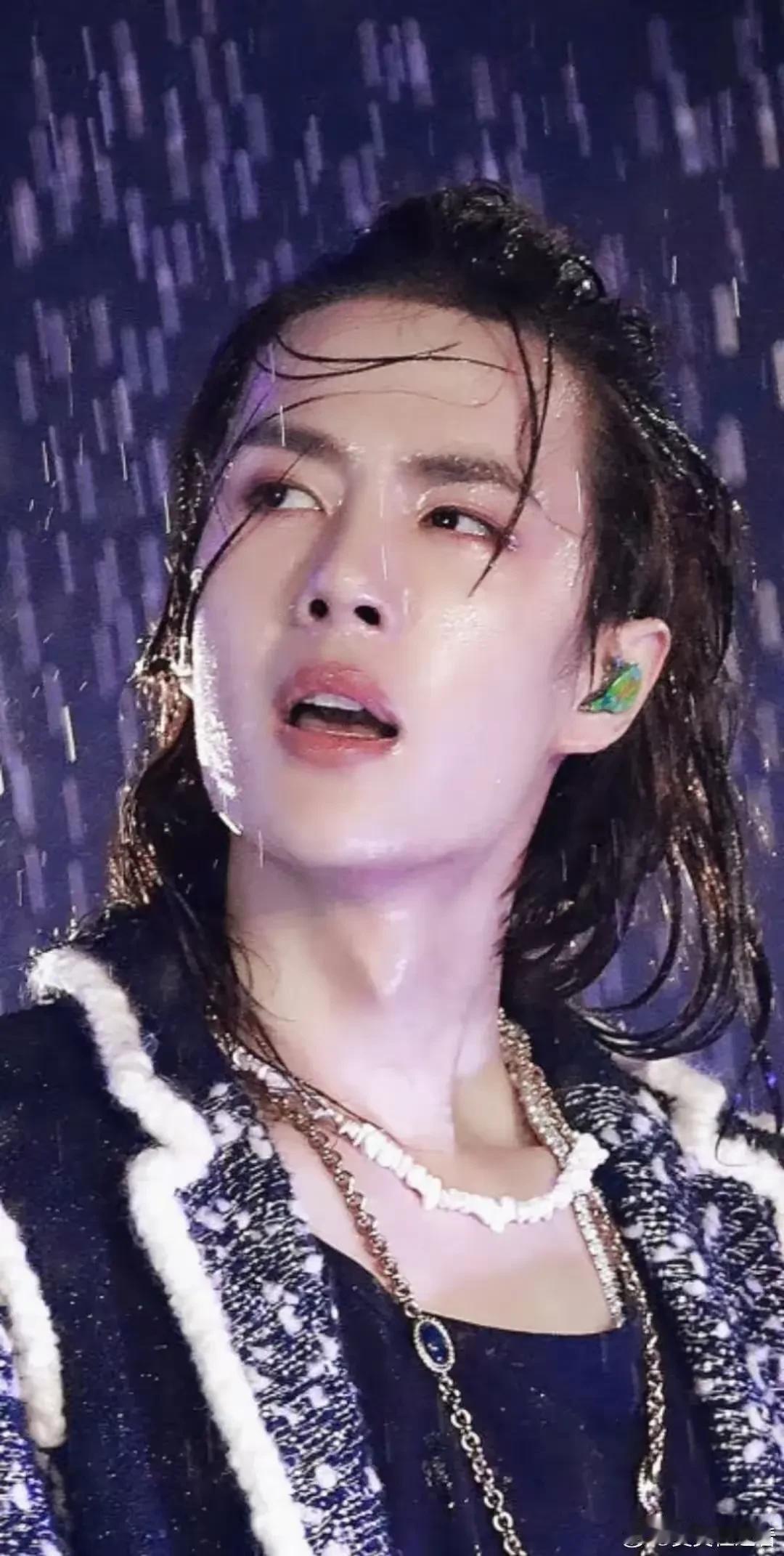 #为什么你喜欢王一博#他性格真实而可爱、才华横溢，对梦想执着、对事业热爱和专注，