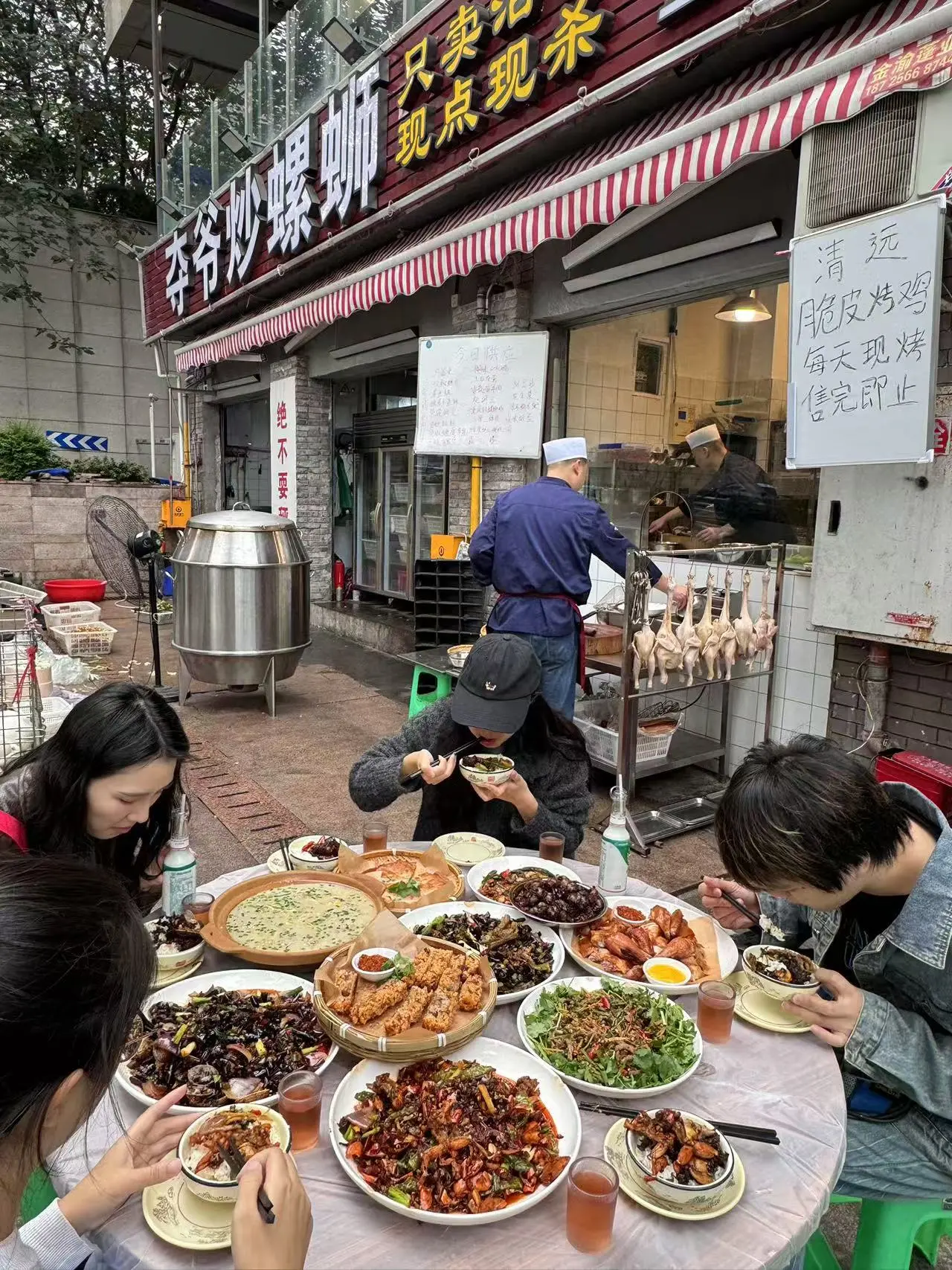 观音桥附近！6天吃了3次！！！接连几天三刷了！可见多对我胃口😭观音桥...