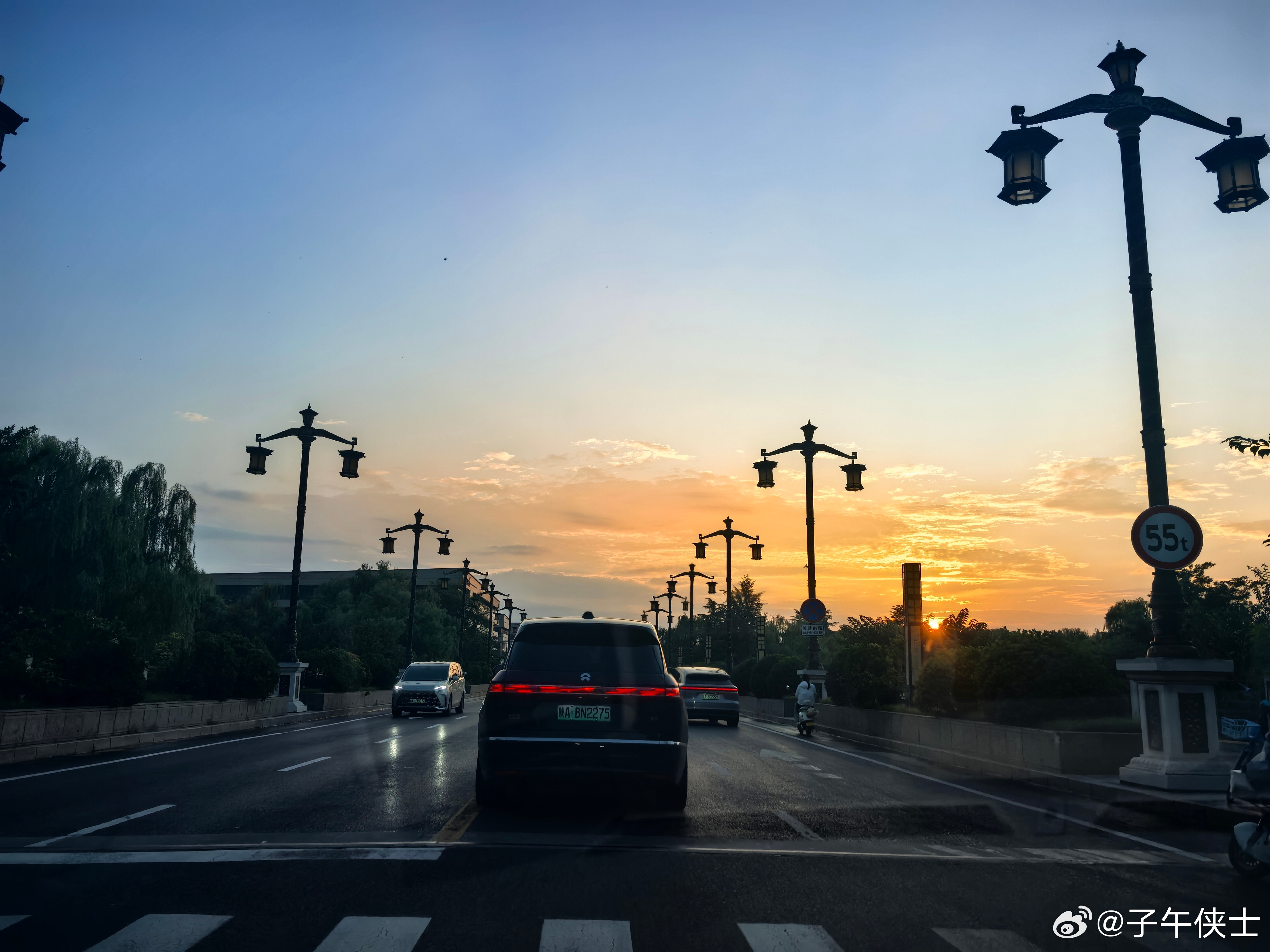 西安的晚霞。 