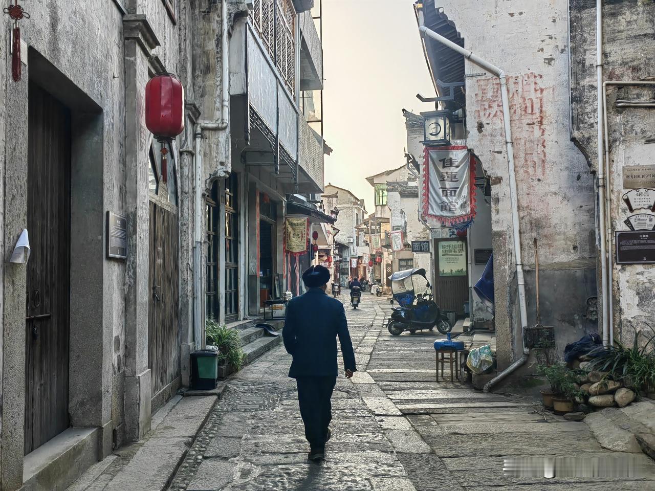 浙西藏着一个低调免费的千年古镇，估计知道的人不多，我是自驾浙西天路，偶然邂逅这个