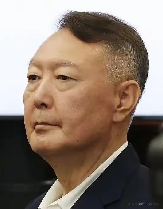 韩国检方要求判处尹锡悦死刑，据说他听到这个消息之后，首先表现出来的是无比愤怒，又