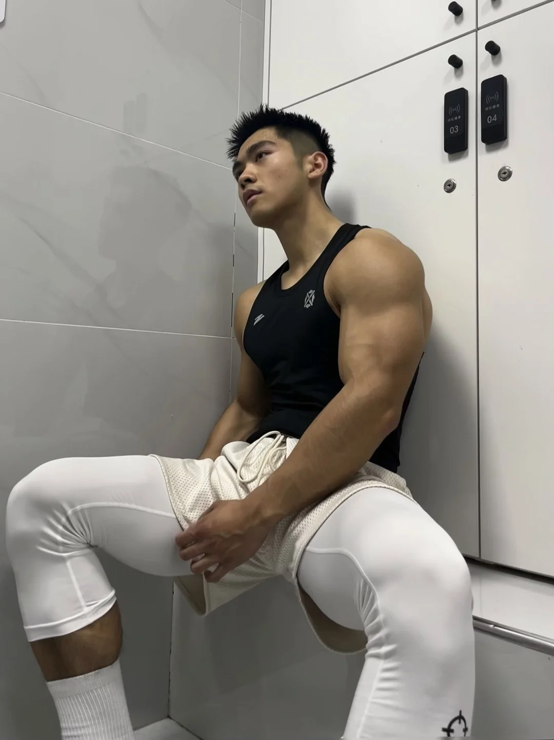 偶尔健身，但是经常偶尔