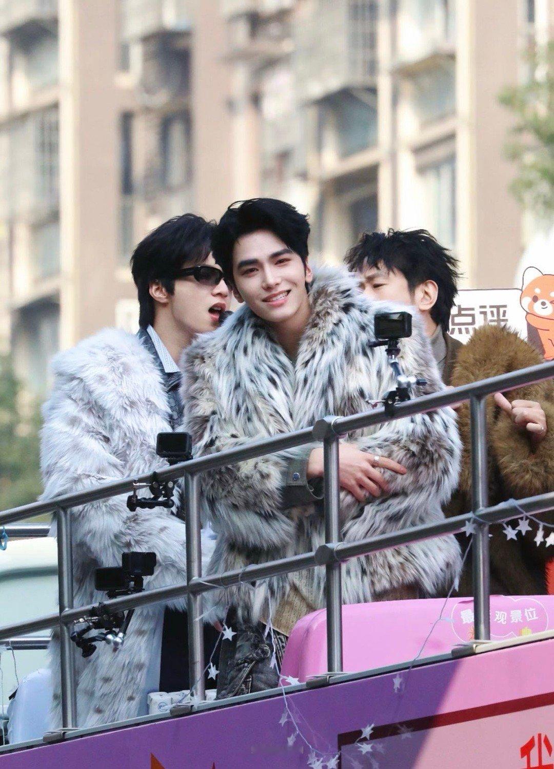 沈月 邵子恒是外国人吗 沈月脱口而出的疑问，道出了多少人的心声！邵子恒这张脸，真