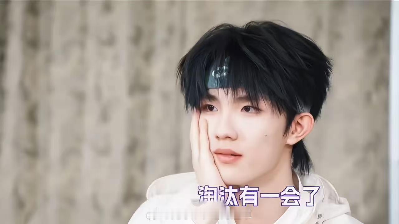 苏新皓终于遇到了觉得他聪明的知己陆虎苏新皓没那么聪明 陆虎说苏新皓自刀，苏新皓一