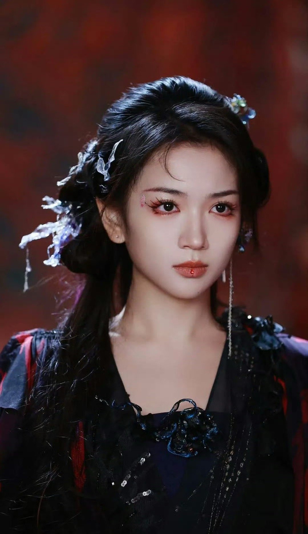 有看好代露娃的吗最近经常刷到她的小妖女，感觉很带感，和土思里面的阿念反差很大，本